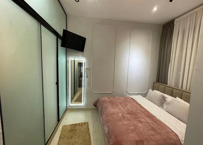 Blloku Appartement *