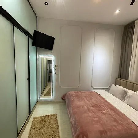 Blloku Apartmán *